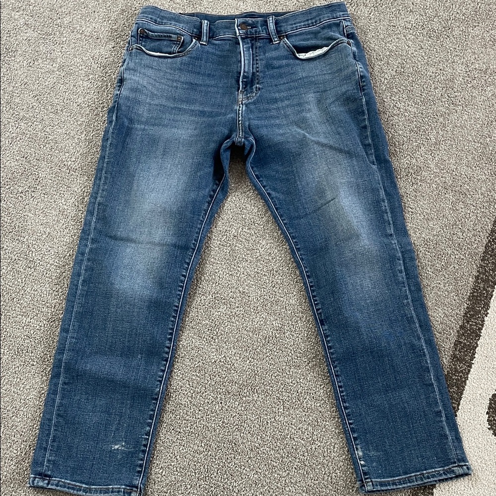 Lucky Brand Men's Classic Blue Straight Jeans